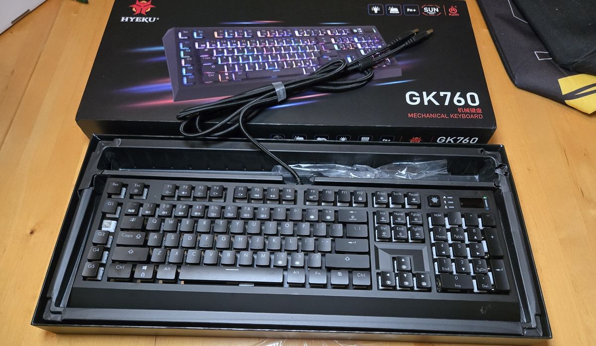 Hexgears DeathStrike GK760 2