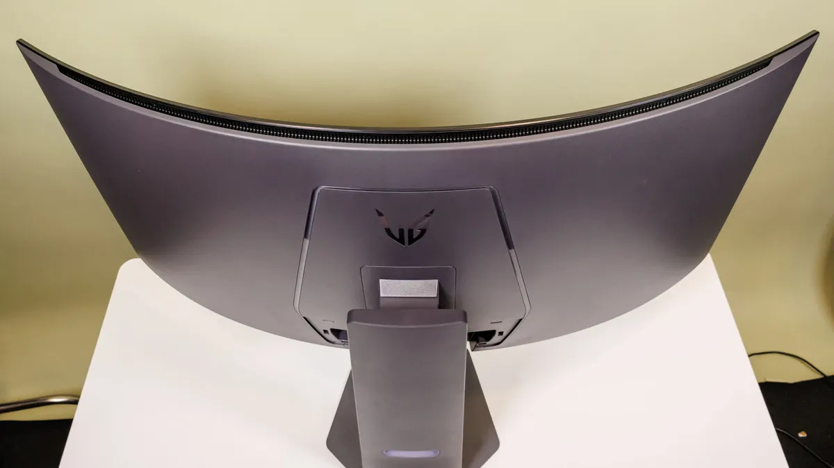 LG UltraGear 45GX950A B 2