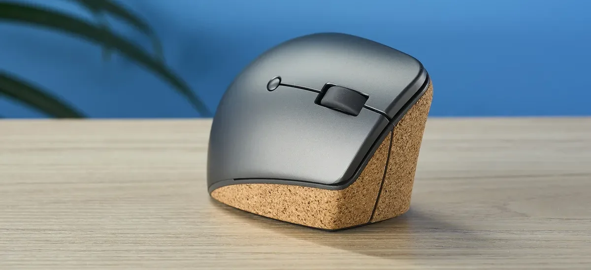 Đánh giá chuột Lenovo Go Wireless Vertical - Thiết kế thông minh, bảo vệ cổ tay bạn 15 Lenovo Go Wireless Vertical 9 e1744371511412