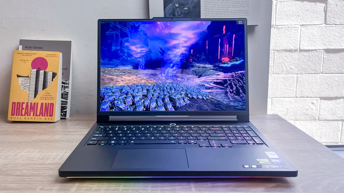 Lenovo Legion Pro 7i 10