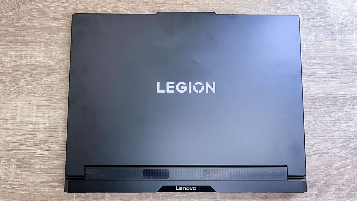 Lenovo Legion Pro 7i 2