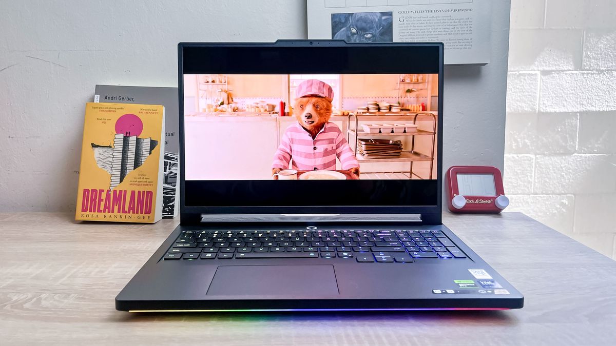 Lenovo Legion Pro 7i 4