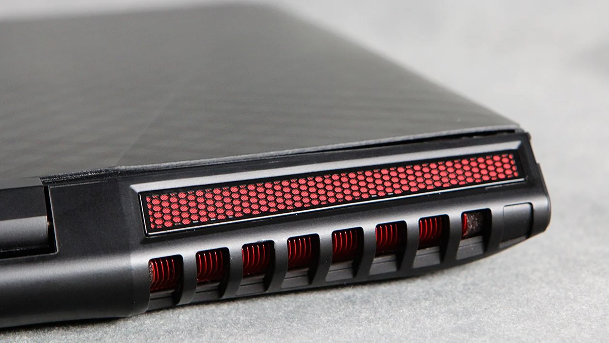 Lenovo Legion Y720 15IKB 9