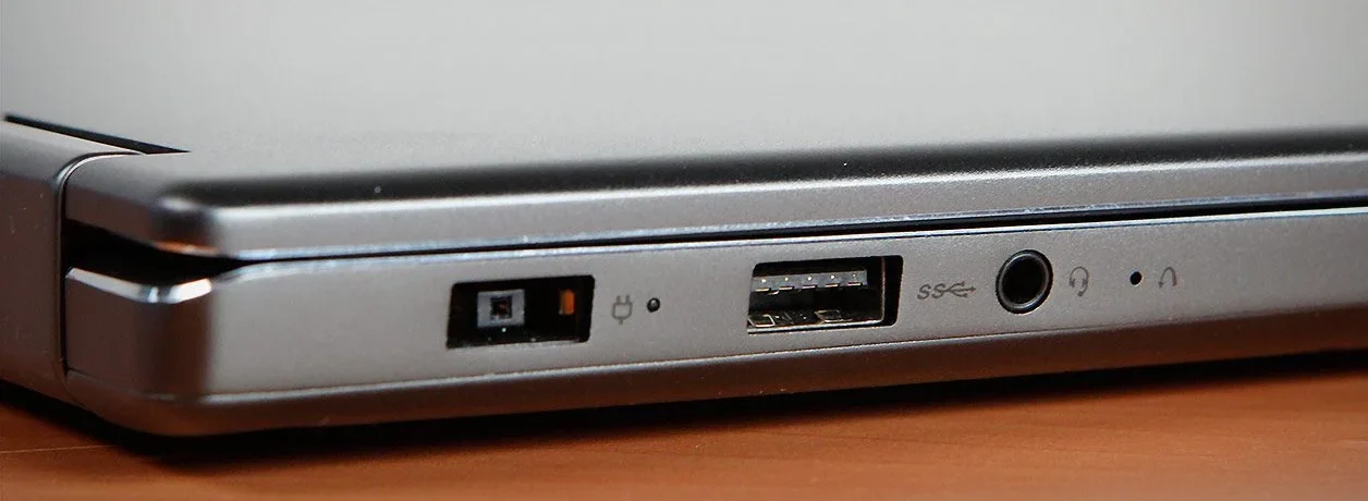 Lenovo Yoga 720 15IKB 5 e1743854379215