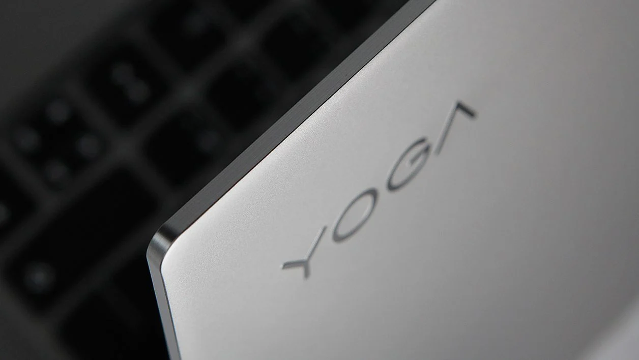 Khám phá Lenovo Yoga 920-13IKB: Mỏng nhẹ, mạnh mẽ, đa năng 22 Lenovo Yoga 920 13IKB 3