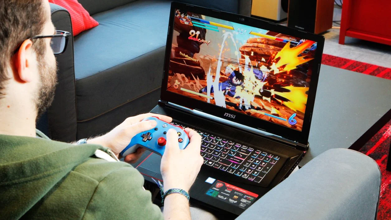 Đánh giá MSI GE73VR 7RF-016FR Raider: Siêu phẩm thách thức mọi giới hạn chơi game 16 MSI GE73VR 7RF 016FR Raider 11