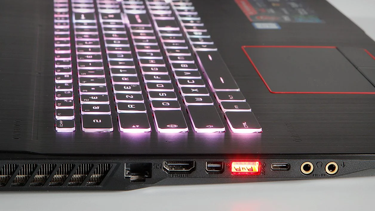 Đánh giá MSI GE73VR 7RF-016FR Raider: Siêu phẩm thách thức mọi giới hạn chơi game 21 MSI GE73VR 7RF 016FR Raider 6