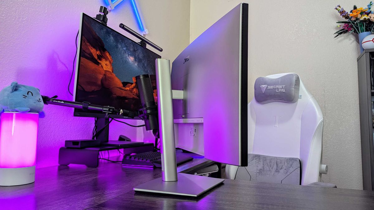 Man hinh Dell UltraSharp 27 4K Thunderbolt Hub U2725QE 10