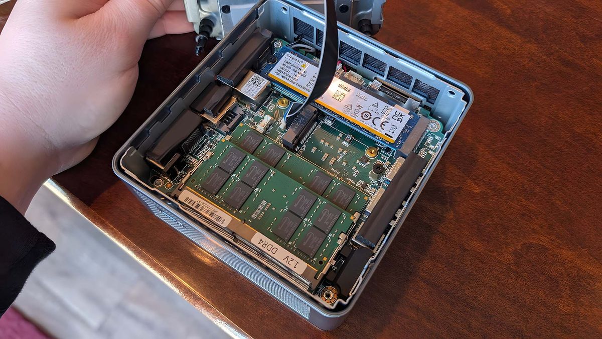 PC mini Geekom IT13 5