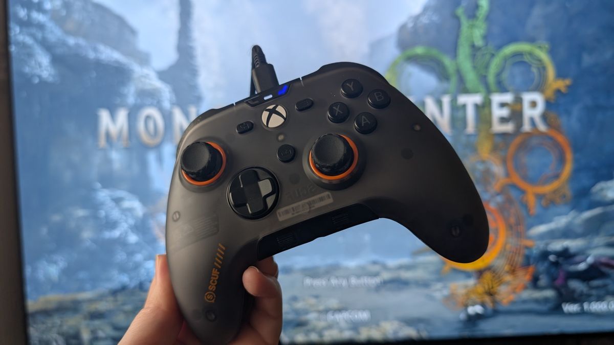 Đánh giá tay cầm gaming Scuf Valor Pro - Vũ khí tối thượng cho game thủ chuyên nghiệp. 25 Scuf Valor Pro controller 1