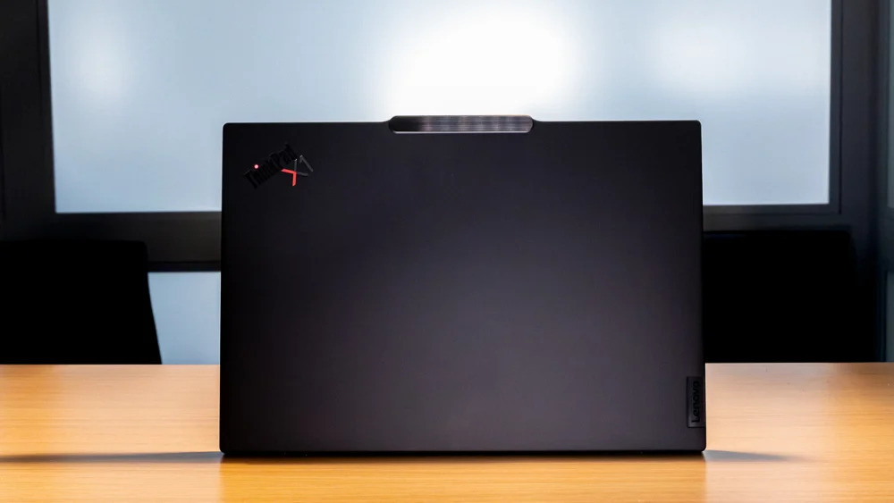 ThinkPad X1 Carbon Gen 12 2 1