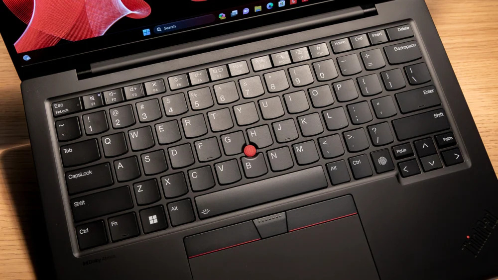 ThinkPad X1 Carbon Gen 12 6