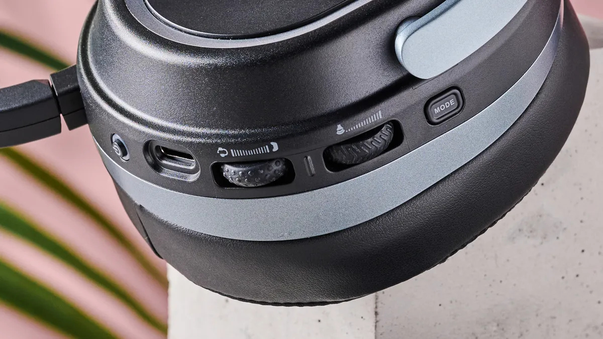 Turtle Beach Stealth 700 Gen 3 2