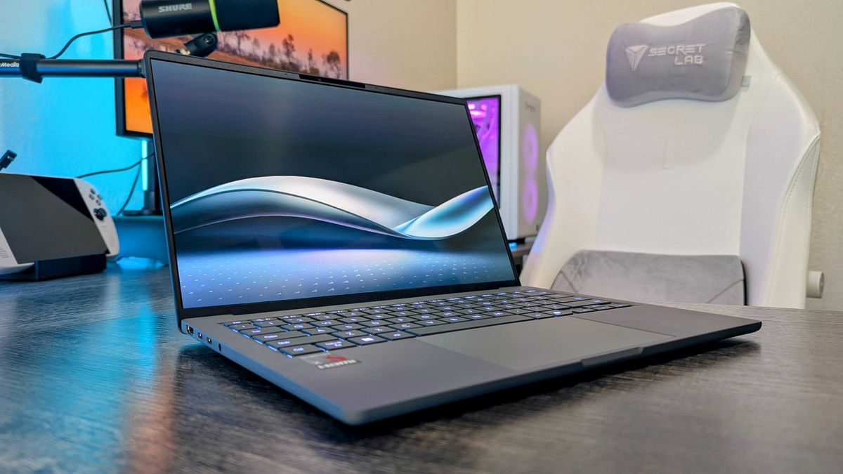 Đánh giá ASUS Zenbook A14 (2025) - Bạn đồng hành lý tưởng trên mọi hành trình. 20 Zenbook A14 11