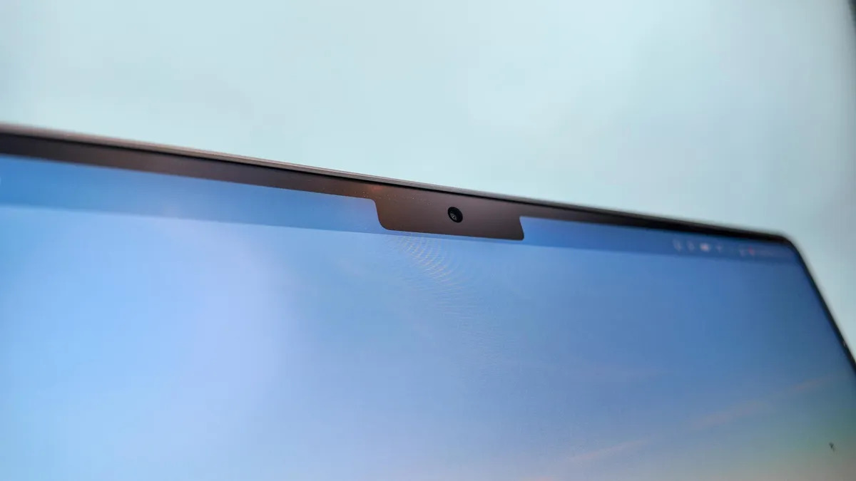 MacBook Air 15 inch M4 so với MacBook Pro 14 inch M4: Loại nào phù hợp với bạn? 18 09 1