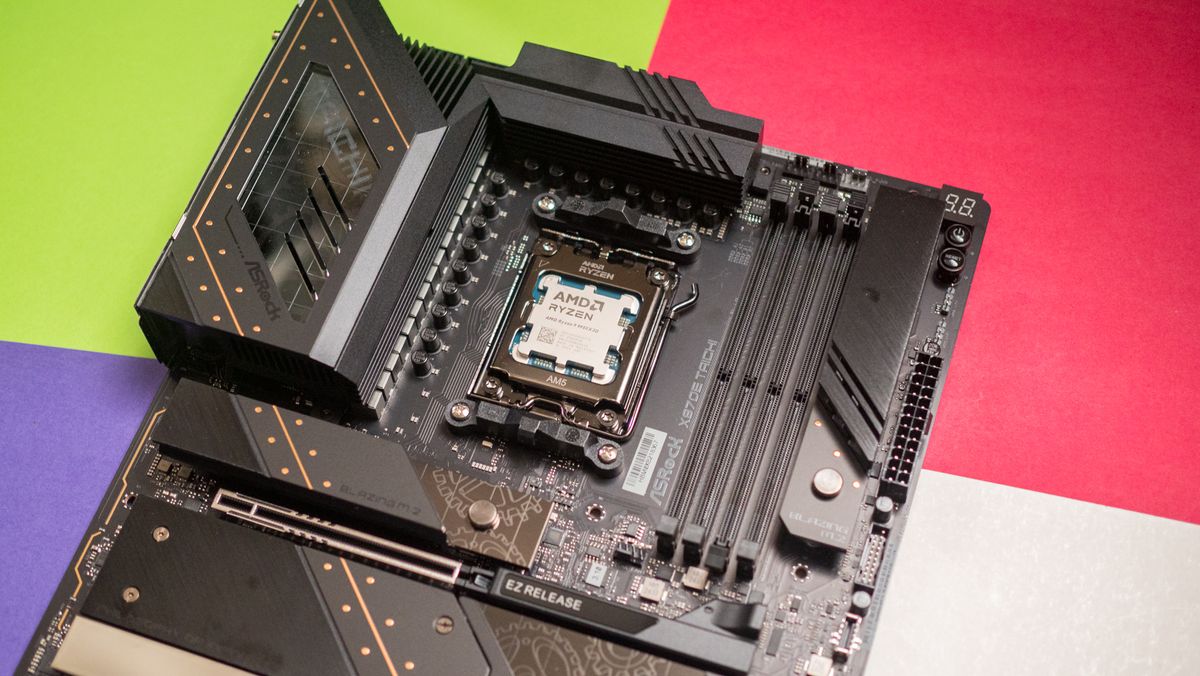 Đánh giá AMD Ryzen 9 9950X3D - Hiệu năng đỉnh cao, bứt phá mọi giới hạn. 19 AMD Ryzen 9 9950X3D 1