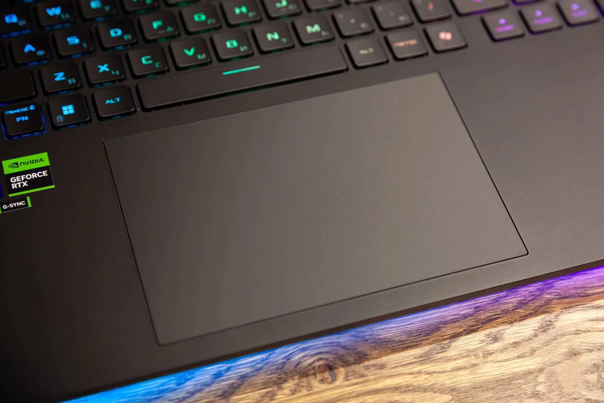 Đánh giá ASUS ROG Strix SCAR 18 (2025) - Chiếc laptop gaming vượt xa mọi kỳ vọng 78 ASUS ROG Strix SCAR 18 2025 32