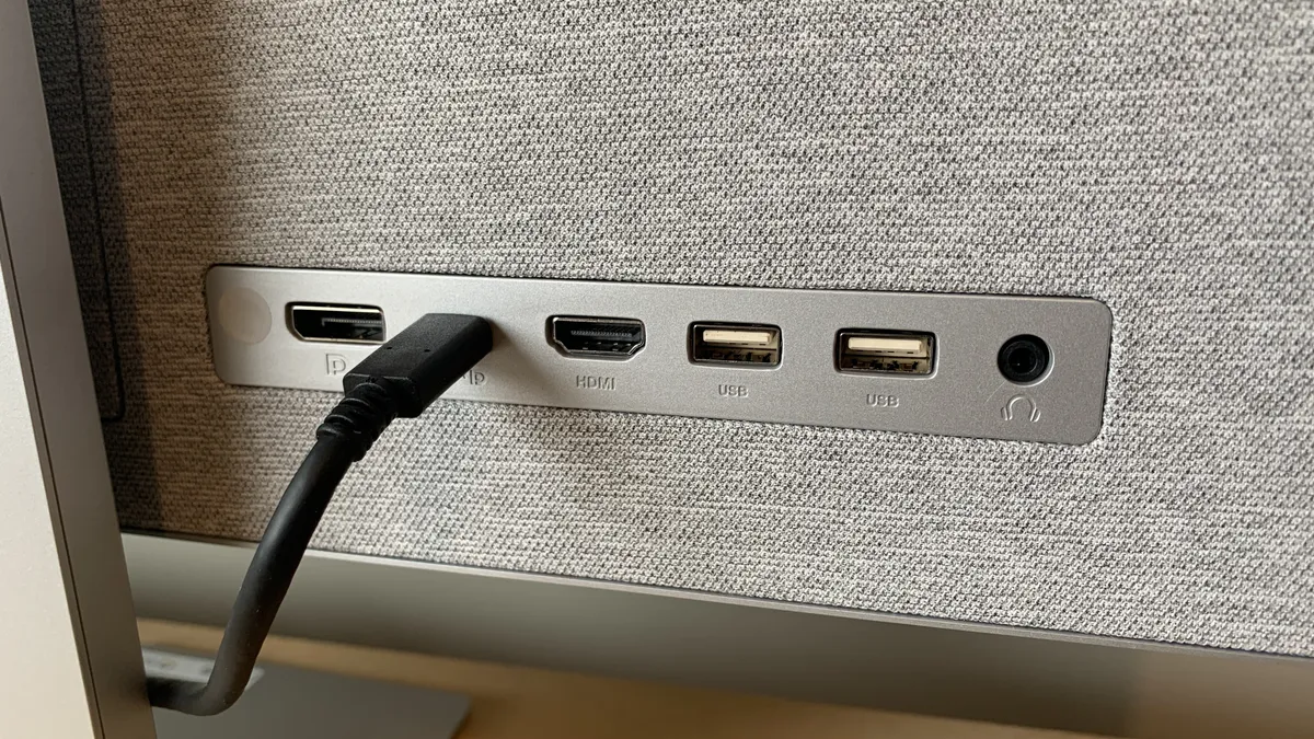 ASUS ZenScreen Smart MS27UC 3