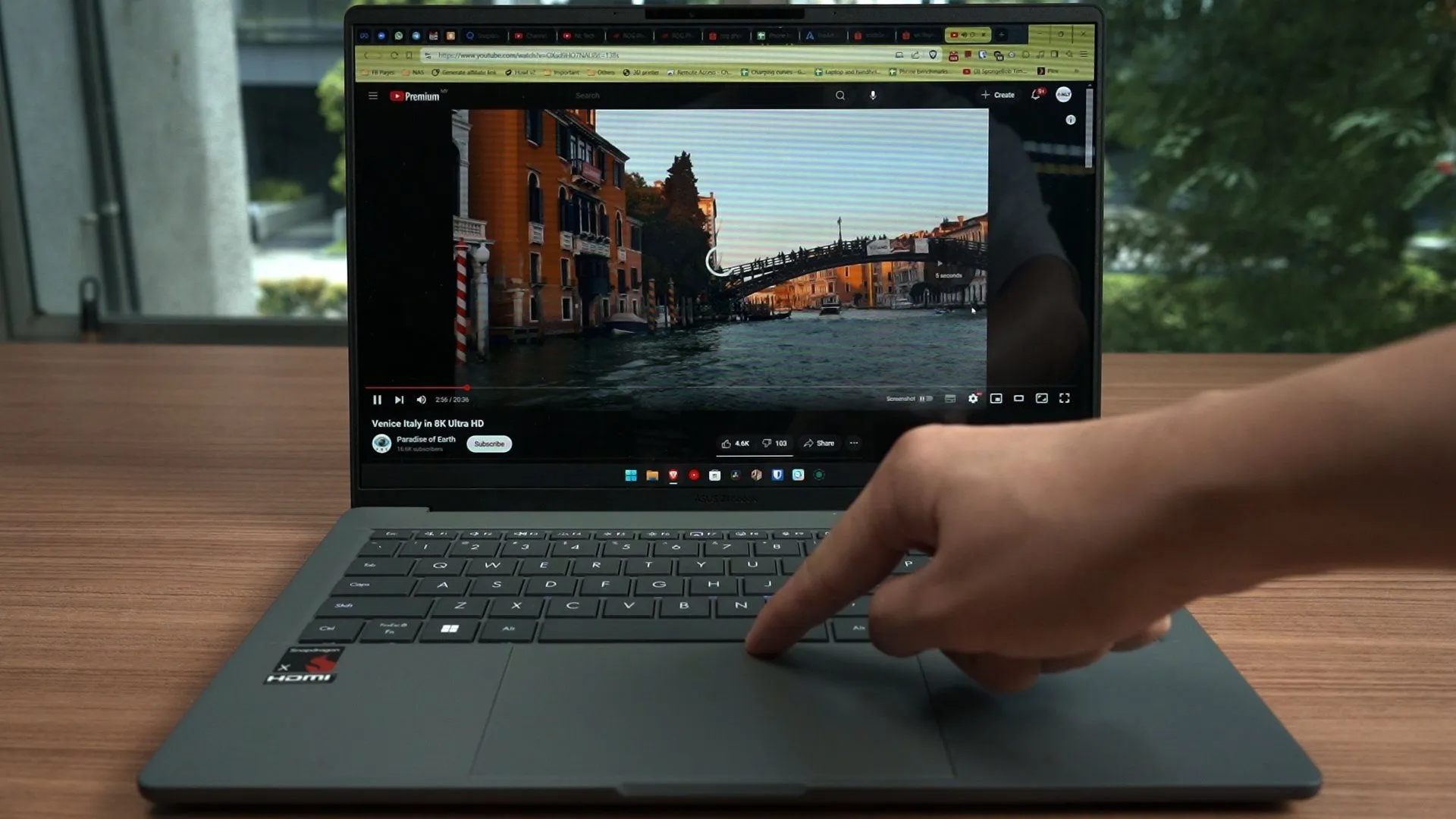 ASUS Zenbook A14 UX3407 7