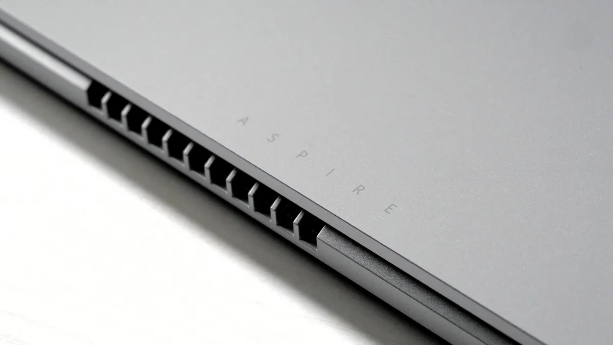 Đánh giá Acer Aspire 3 15 - Laptop quốc dân giá tốt cho mọi nhu cầu. 41 Acer Aspire 3 15 2