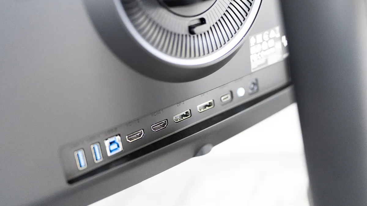 Acer Predator X32X 3