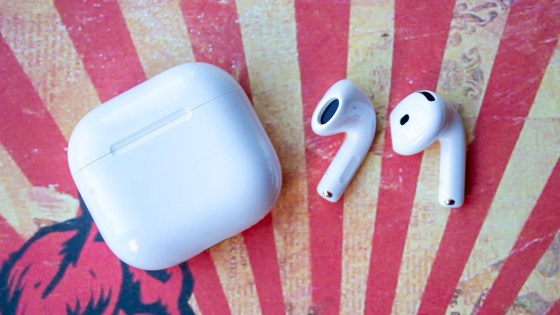 Đánh giá Apple AirPods 4 - Đỉnh cao âm thanh trong chiếc tai nghe nhỏ bé của Apple 1 Apple AirPods 4 17