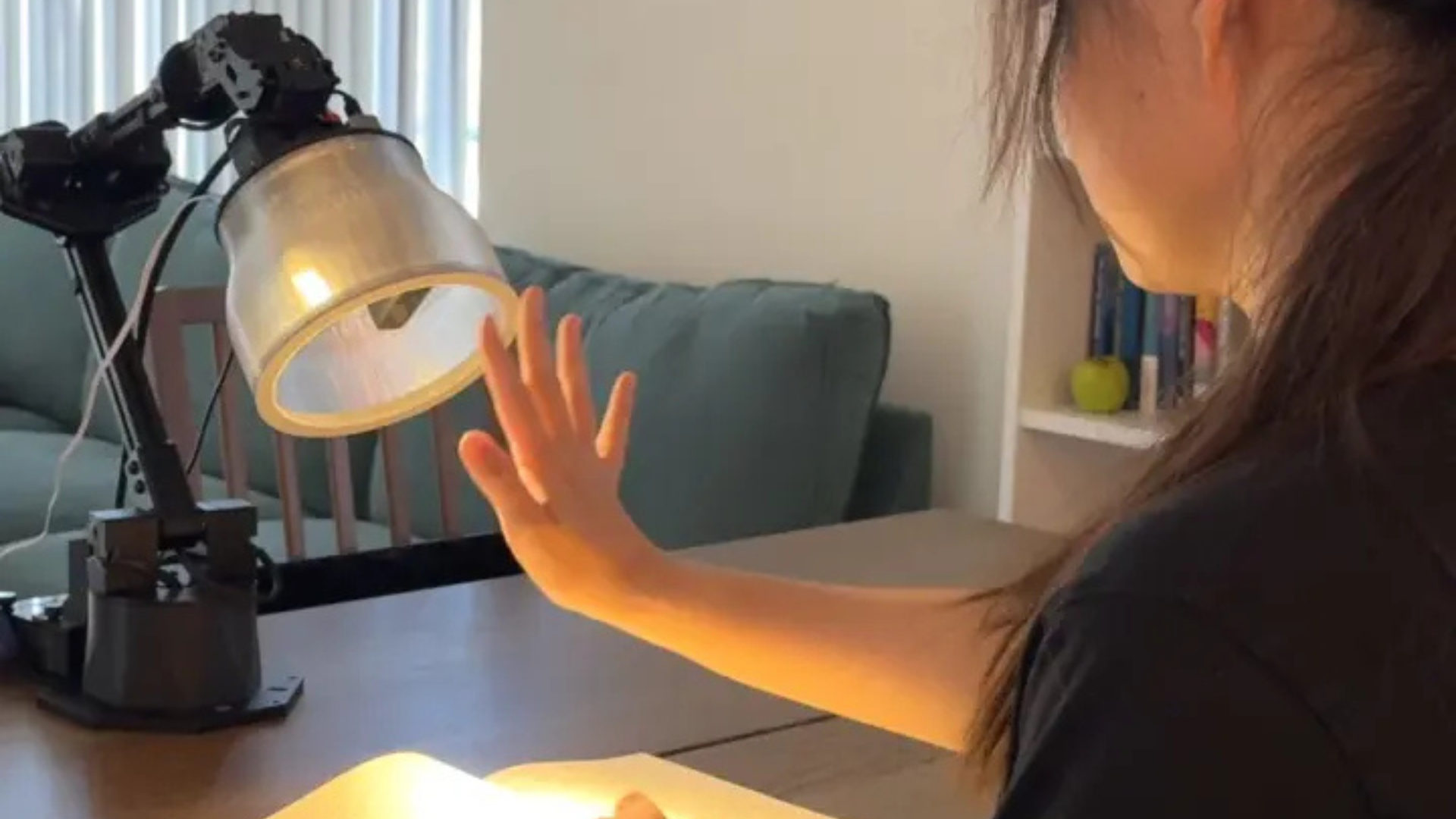 Apple Home Hub 2025: Tất tần tật về thiết bị thông minh mới của Apple 9 Apple Home Hub 2025 Tat tan tat ve thiet bi thong minh moi cua Apple