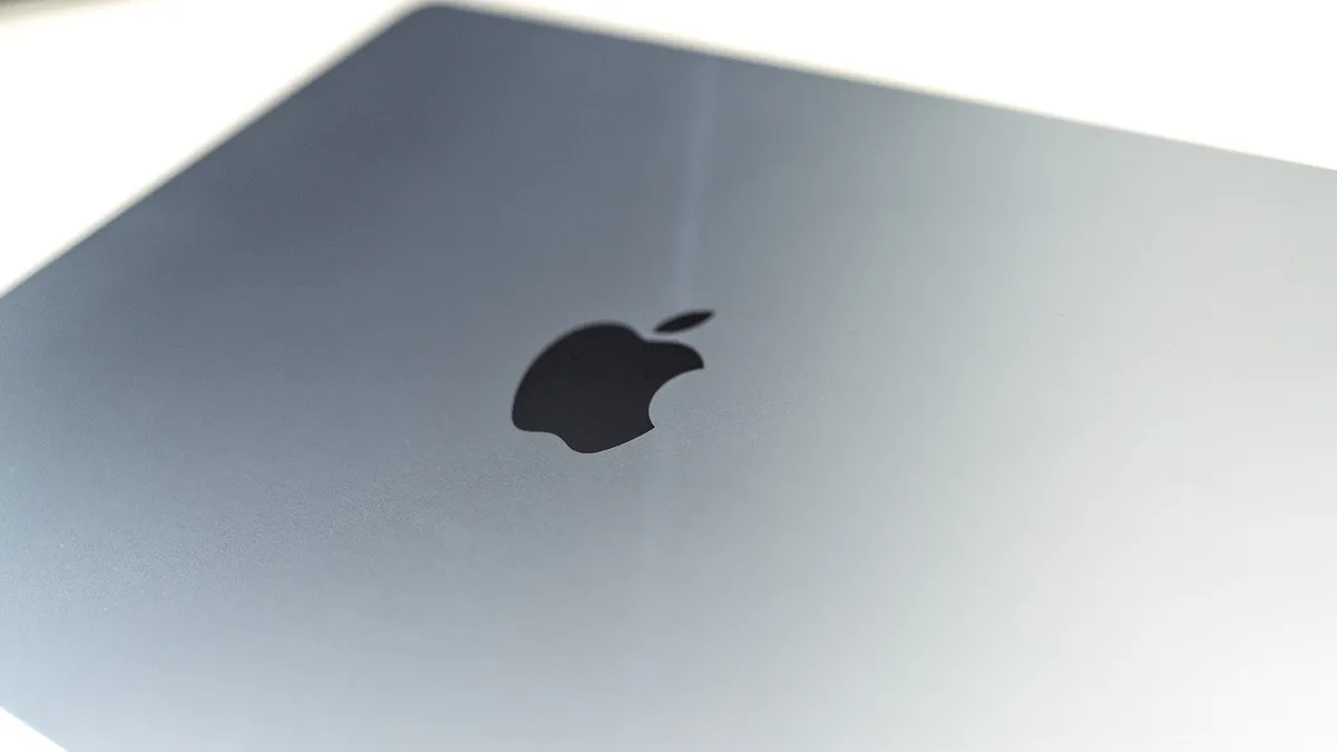 Apple MacBook Air 15 M4 1