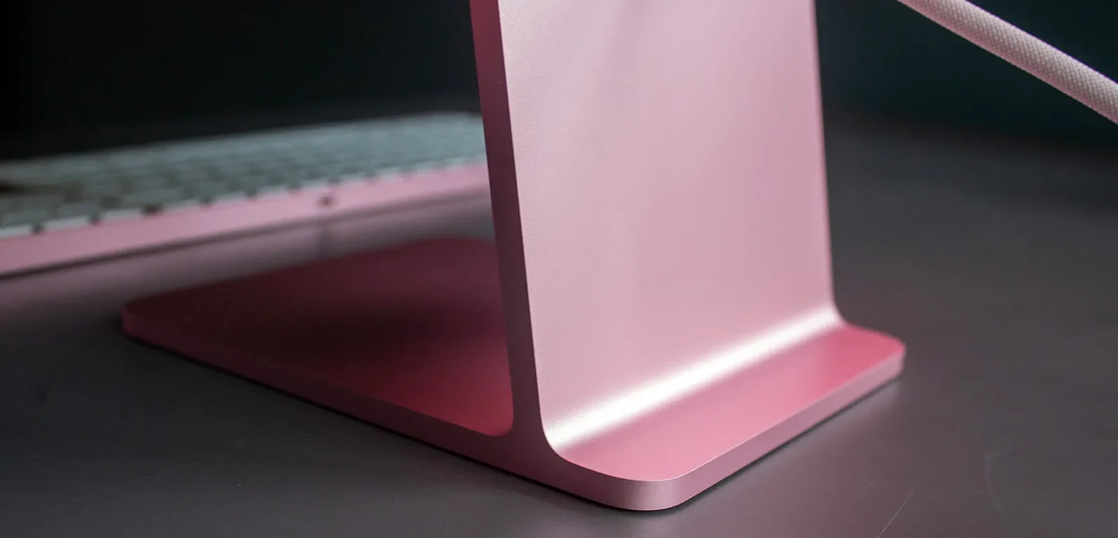 Đánh giá Apple iMac (M4, 2024) - Nâng tầm không gian phong cách hiện đại, thiết kế mỏng nhẹ 22 Apple iMac M4 2024 14 e1746518193586