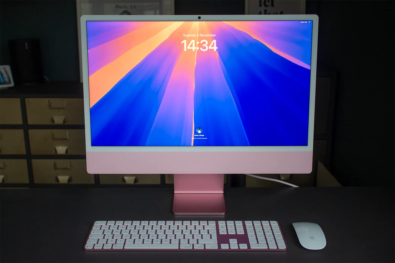 Đánh giá Apple iMac (M4, 2024) - Nâng tầm không gian phong cách hiện đại, thiết kế mỏng nhẹ 27 Apple iMac M4 2024 9