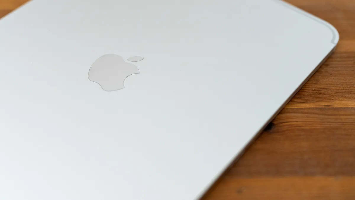 Apple iPad A16 2025 1