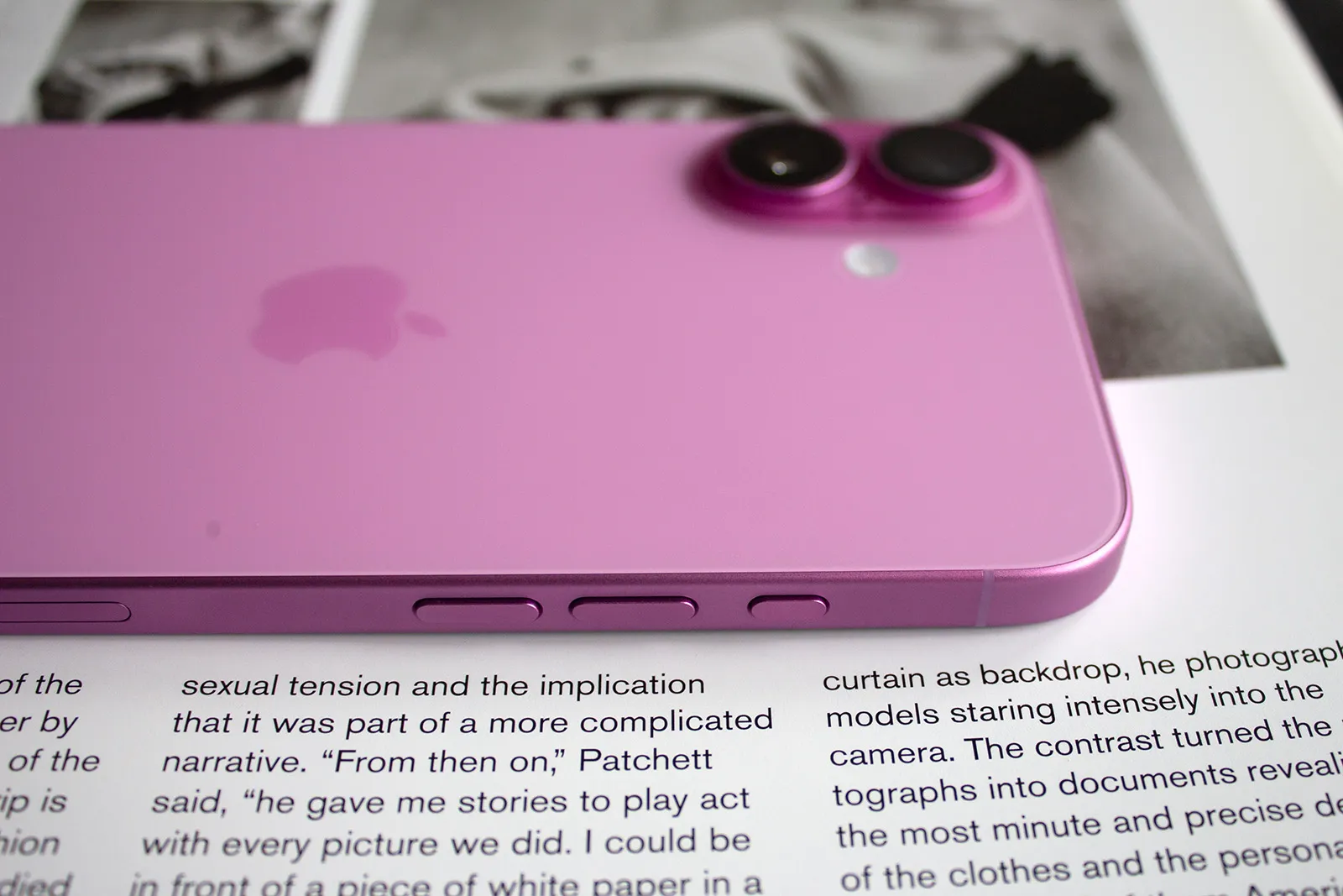 Đánh giá Apple iPhone 16 & 16 Plus: Trải nghiệm không giới hạn, màn hình rực rỡ hơn, pin trâu hơn 17 Apple iPhone 16 16 Plus 15