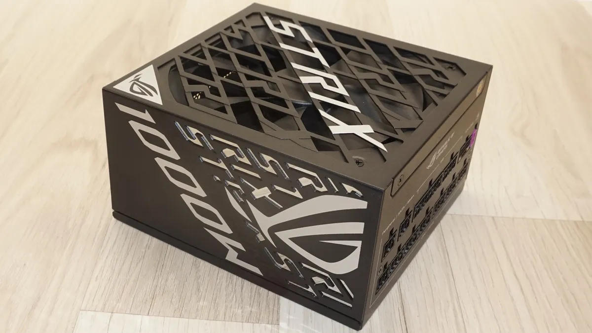 Đánh giá Asus ROG Strix 1000W - Chơi game cực đỉnh, sáng tạo không ngừng 34 Asus ROG Strix 1000W 24