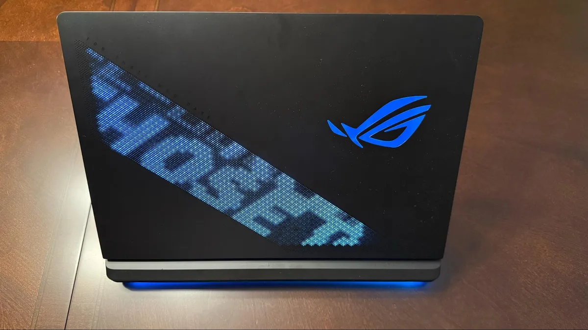 Asus ROG Strix Scar 16 2025 1