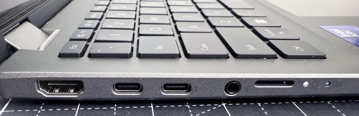 Asus Vivobook 16 Flip TP3607 8 e1747650280803