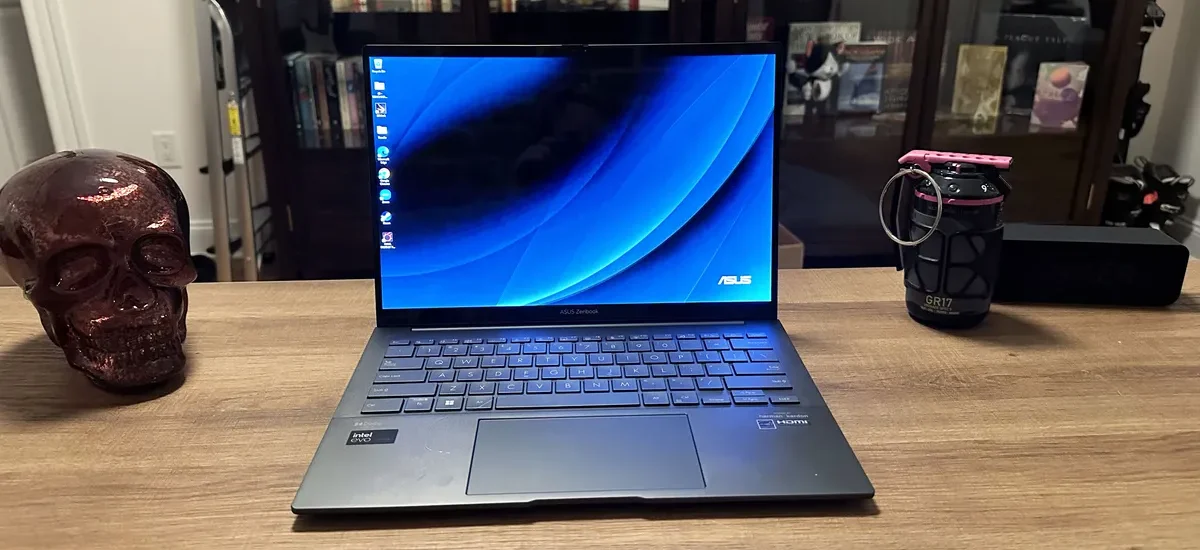 Top những chiếc laptop Asus tốt nhất mà bạn không thể bỏ qua trong năm 2025! 16 Asus Zenbook 14 OLED Q425M e1747539516315