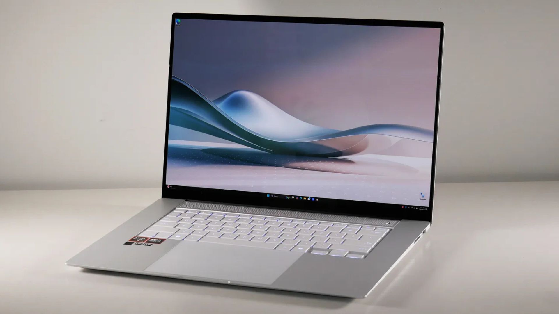 Đánh giá Asus Zenbook S16 UM5606 - Màn hình 3K OLED 120Hz, thiết kế siêu mỏng 1 Asus Zenbook S16 UM5606 8