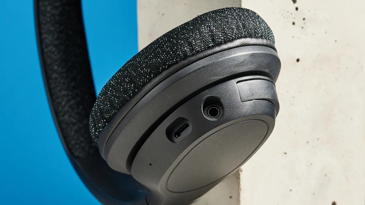 Belkin SoundForm Adapt 6