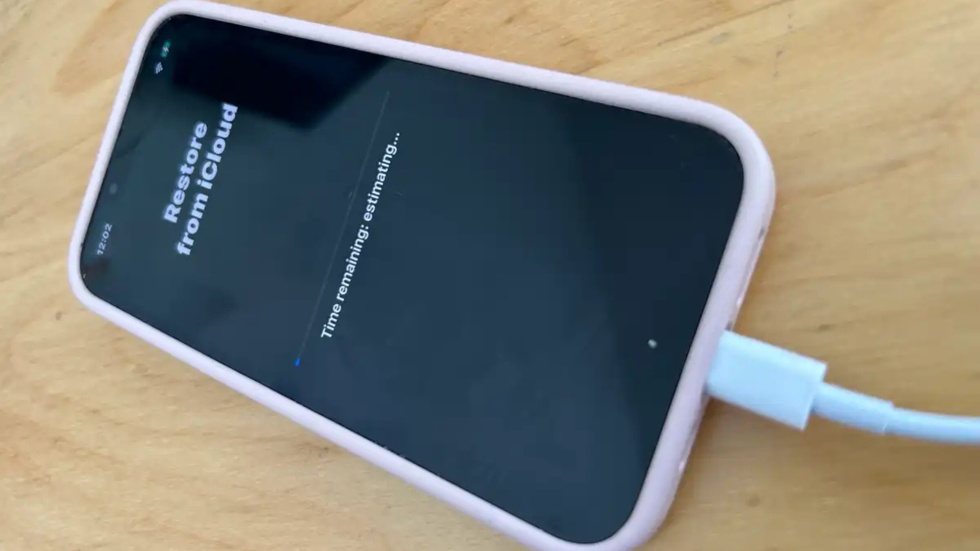 Cach go iOS Beta khoi iPhone Ha cap tu iOS 18 Beta ve iOS 18 hoac iOS 17 4