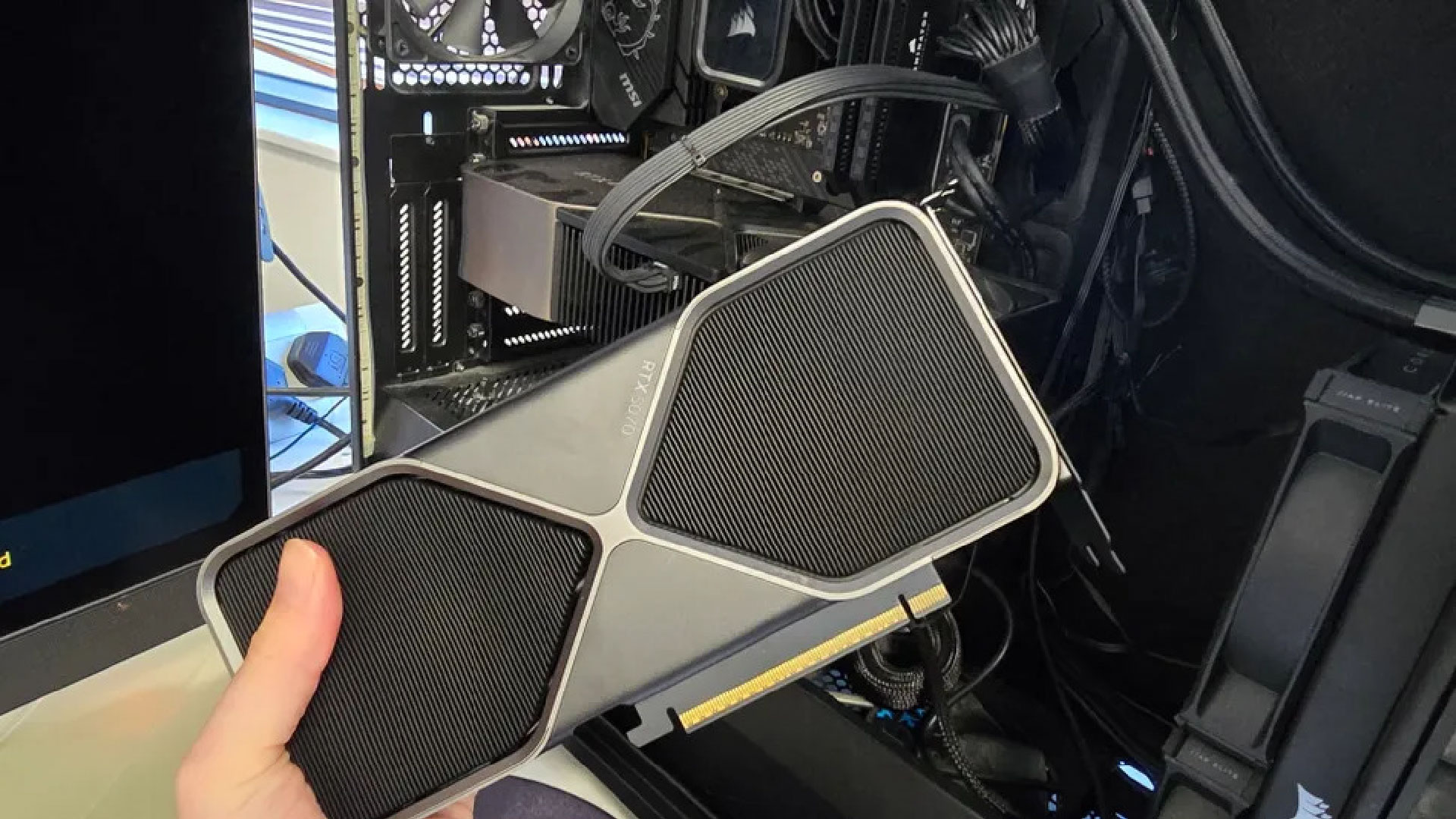 Cách nâng cấp card đồ họa cho PC của bạn 1 Cach nang cap card do hoa 1 01
