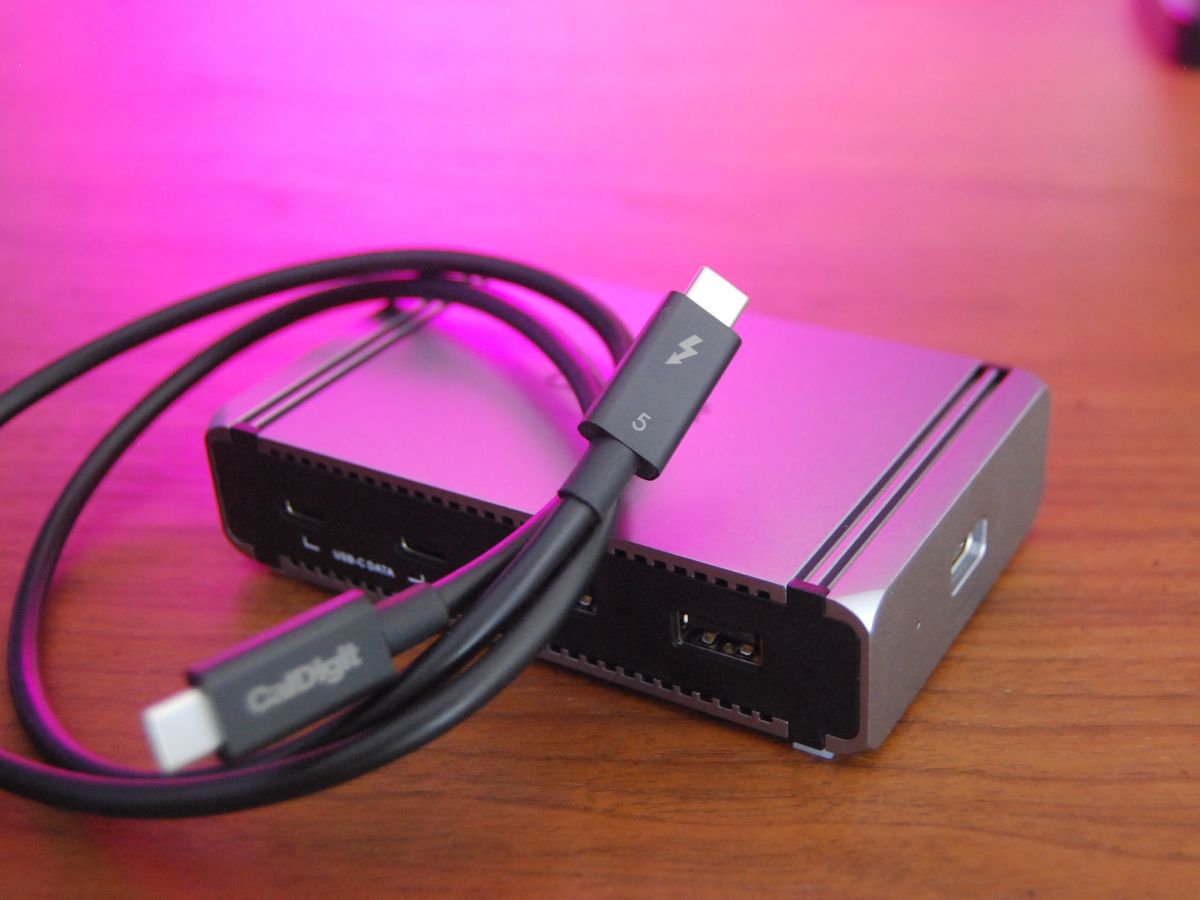 CalDigits Element 5 Hub 2