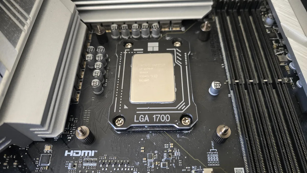 Cooler Master Hyper 612 Apex 14