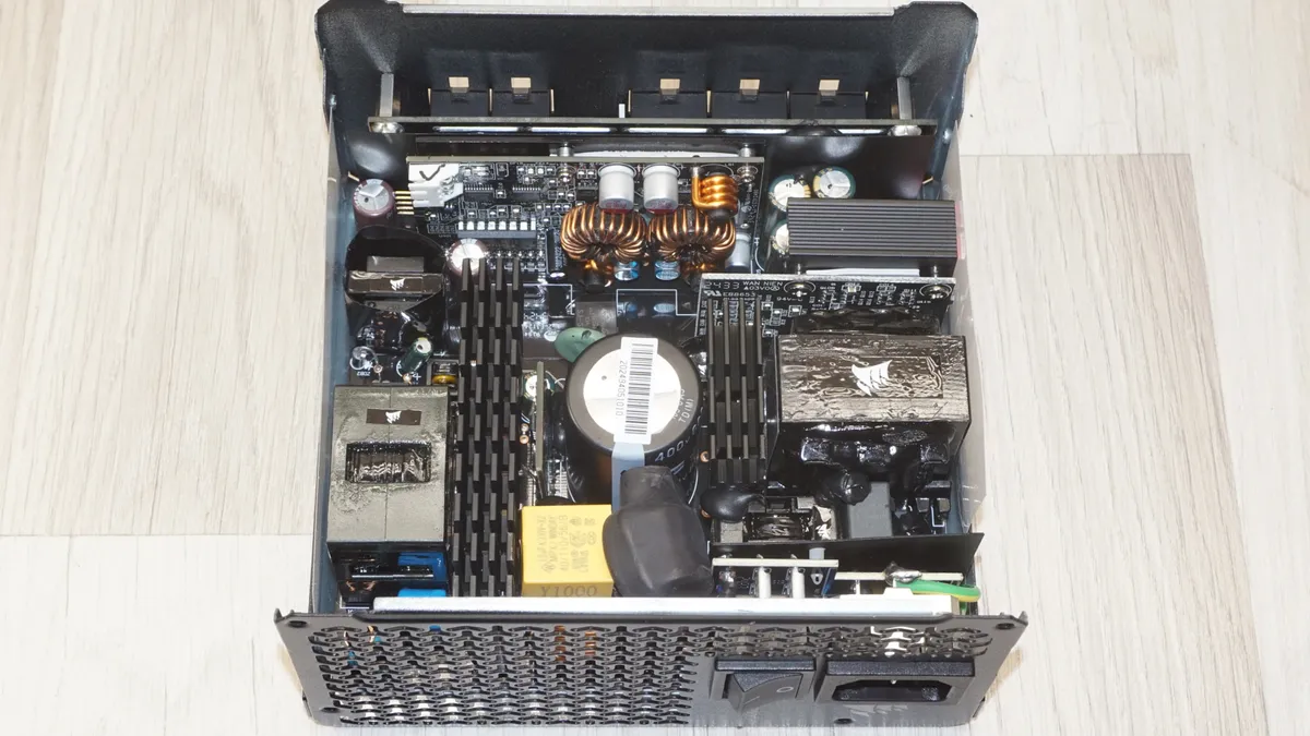 Corsair RM1000e ATX 3 1