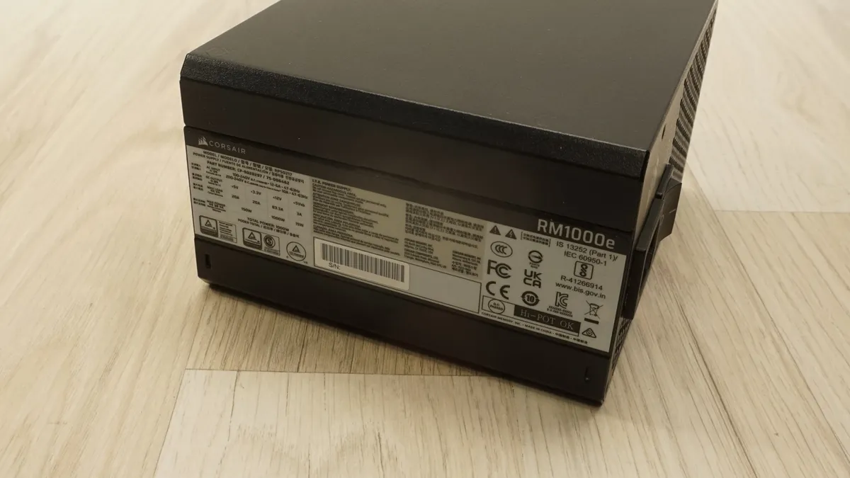 Corsair RM1000e ATX 3 11