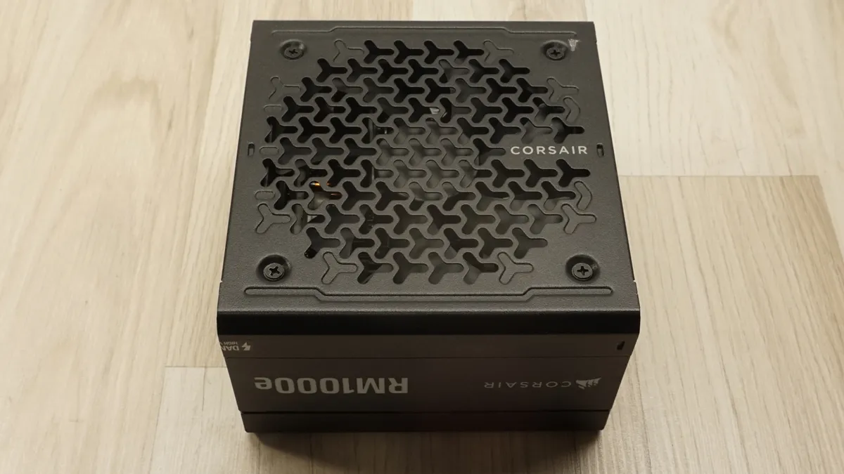 Corsair RM1000e ATX 3 12