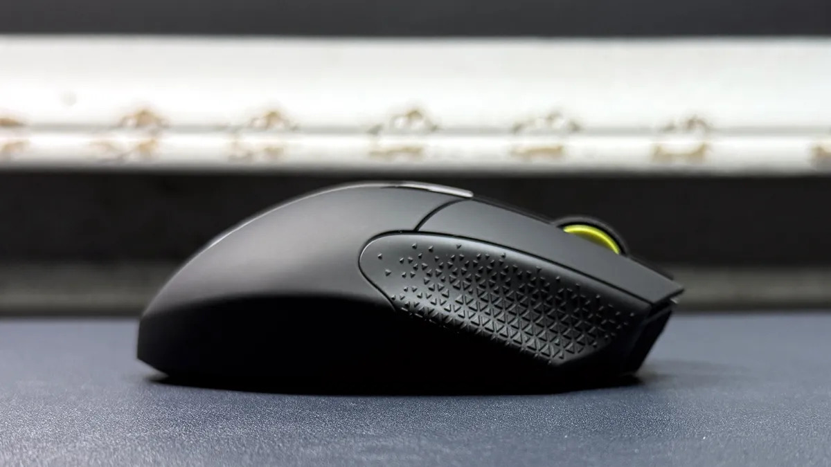 Corsair Scimitar Elite SE Wireless 4