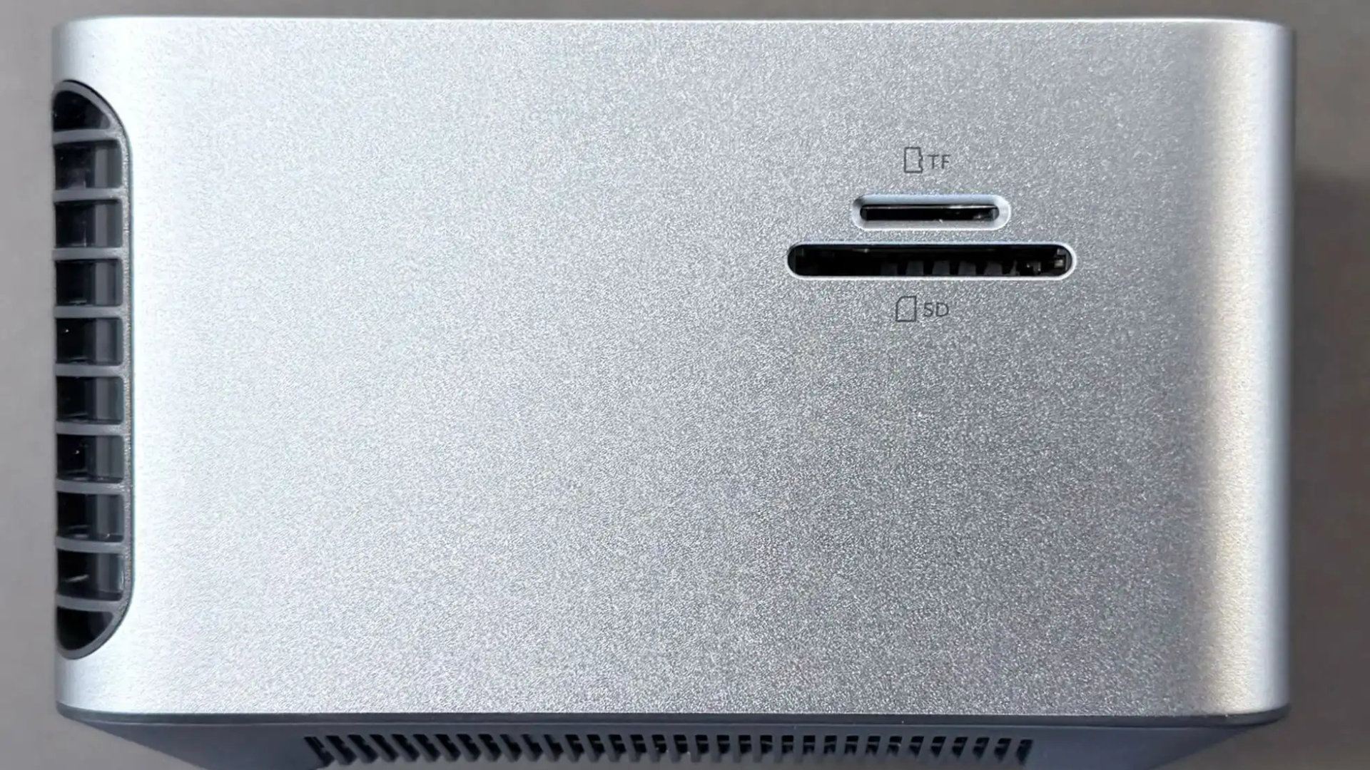 Danh gia Anker Prime 14 in 1 Thunderbolt 5 Dock manh me thiet ke nhu Mac mini 7