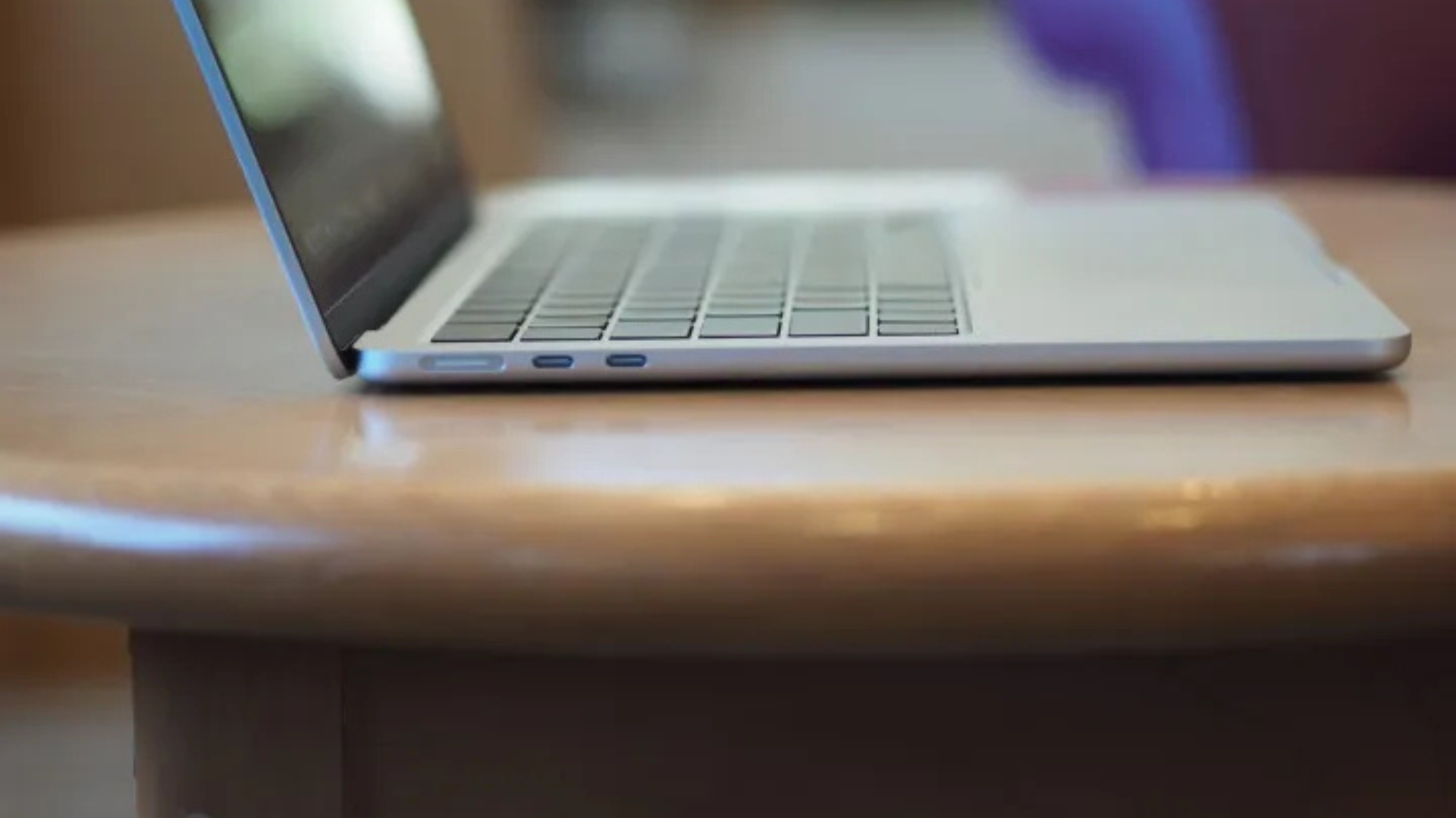 Đánh giá Apple MacBook Air 13 (M4, 2025): Laptop nhỏ gọn tốt nhất từ trước đến nay 16 Danh gia Apple MacBook Air 13 M4 2025 Laptop nho gon tot nhat tu truoc den nay 9