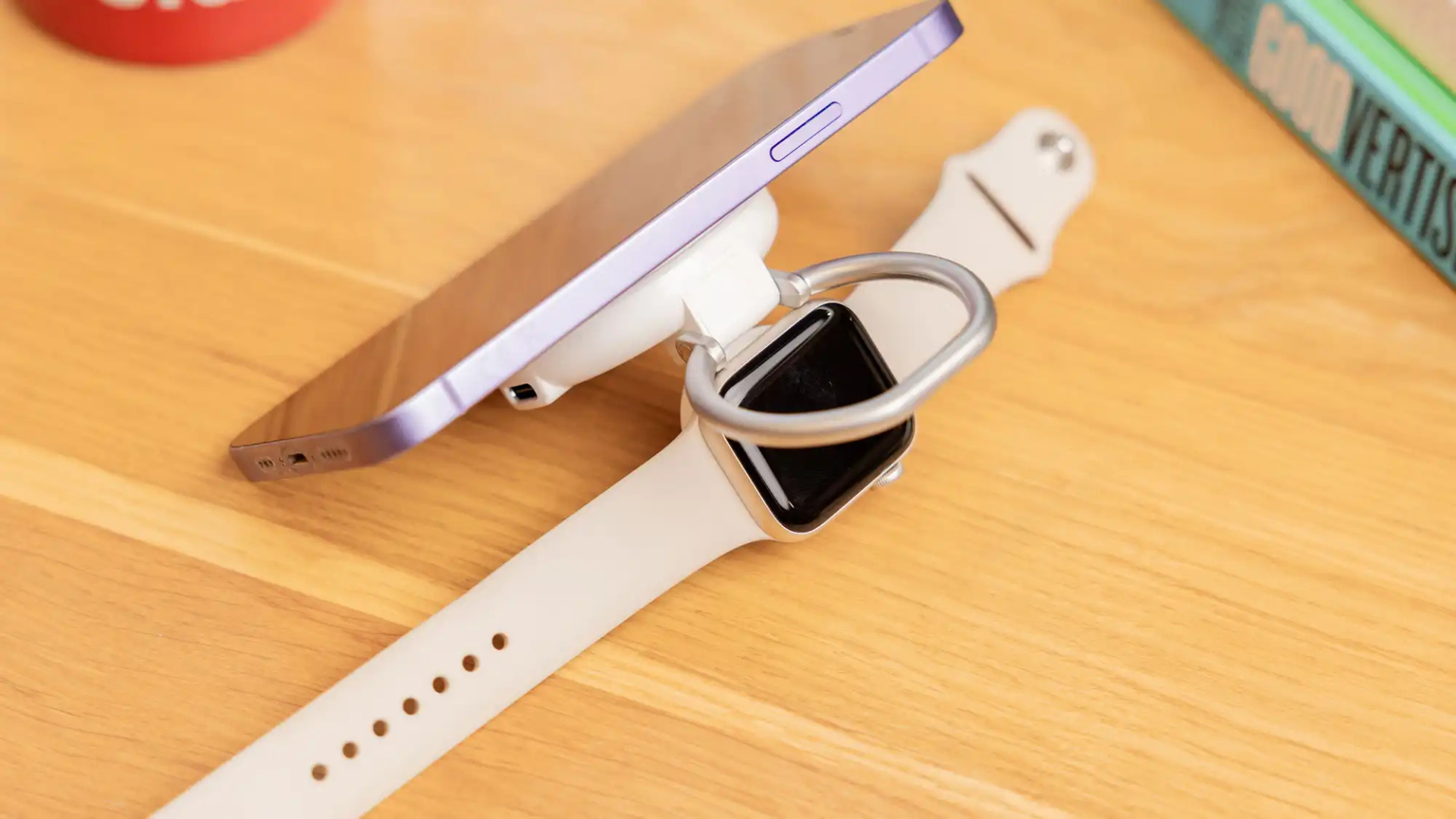 Danh gia HyperJuice Qi2 3 in 1 va 2 in 1 Sac khong day nho gon cho iPhone Apple Watch AirPods 4