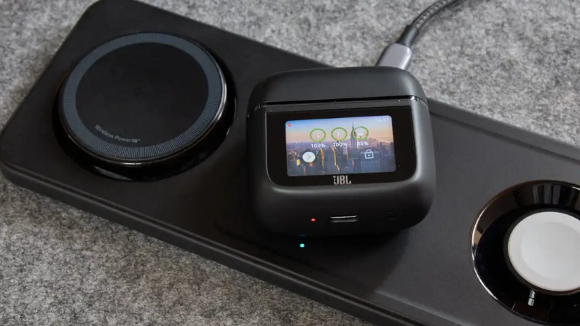 Danh gia JBL Tour Pro 3 Tai nghe khong day am thanh dinh cao hop sac thong minh 4